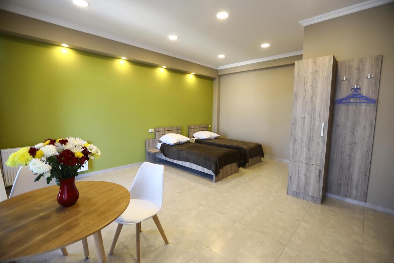 Brick House II Apartment Tbilisi Ngoại thất bức ảnh