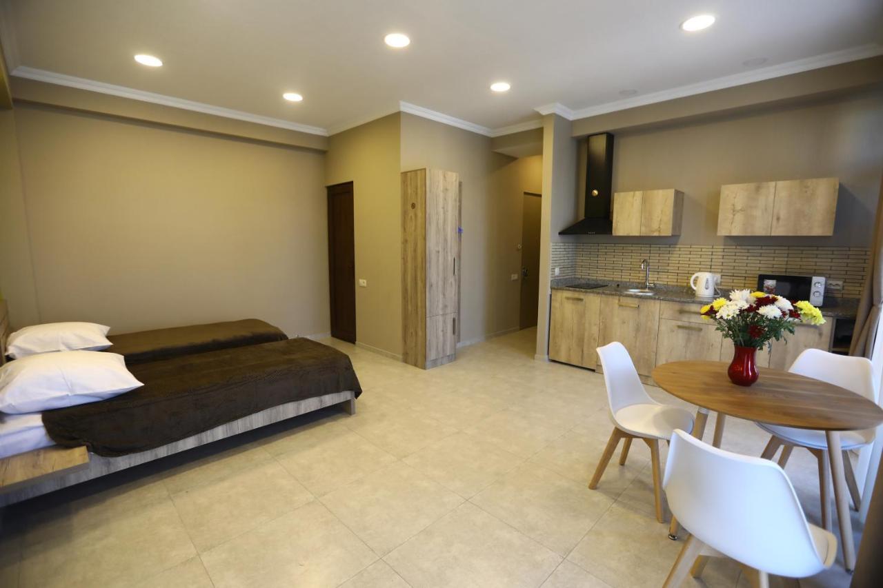 Brick House II Apartment Tbilisi Ngoại thất bức ảnh