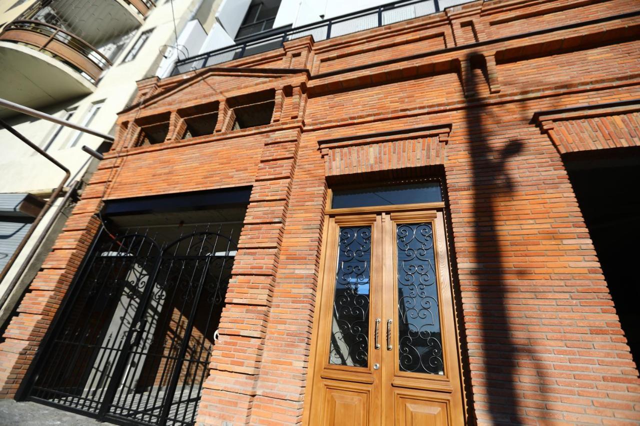 Brick House II Apartment Tbilisi Ngoại thất bức ảnh